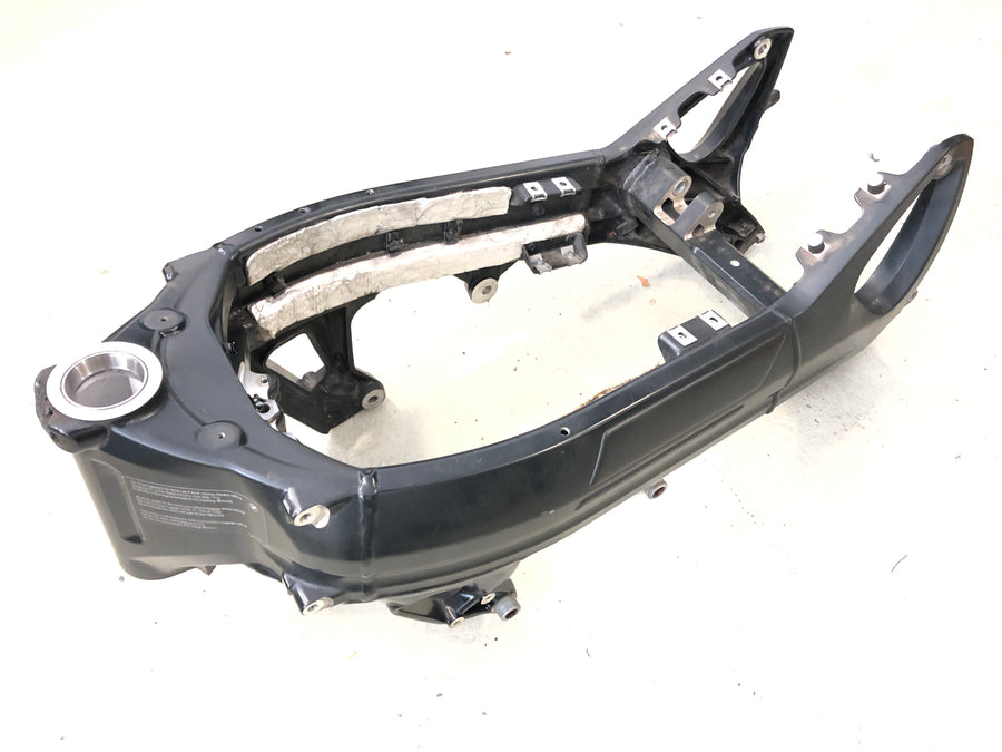 BMW F 800 ST [2006] - Ramme med papirulykke - Free