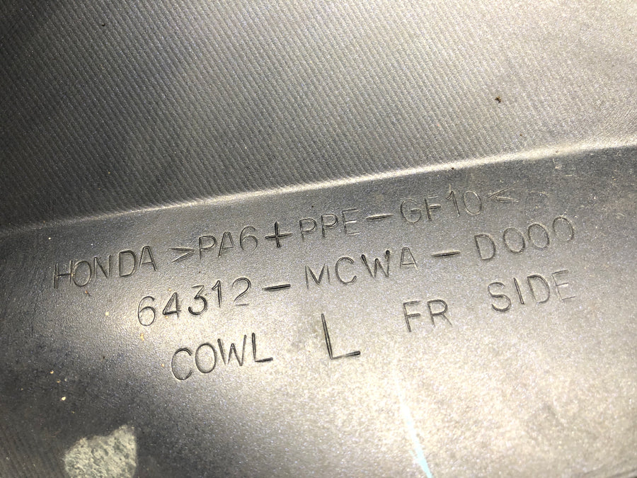 Honda VFR 800 RC46 [2005] - Sidekledning til venstre kledning