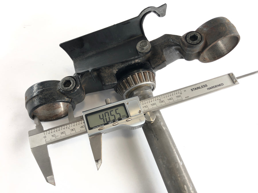 Honda CBR 1000F SC24 [1992] - Fork Bridge nedenfor