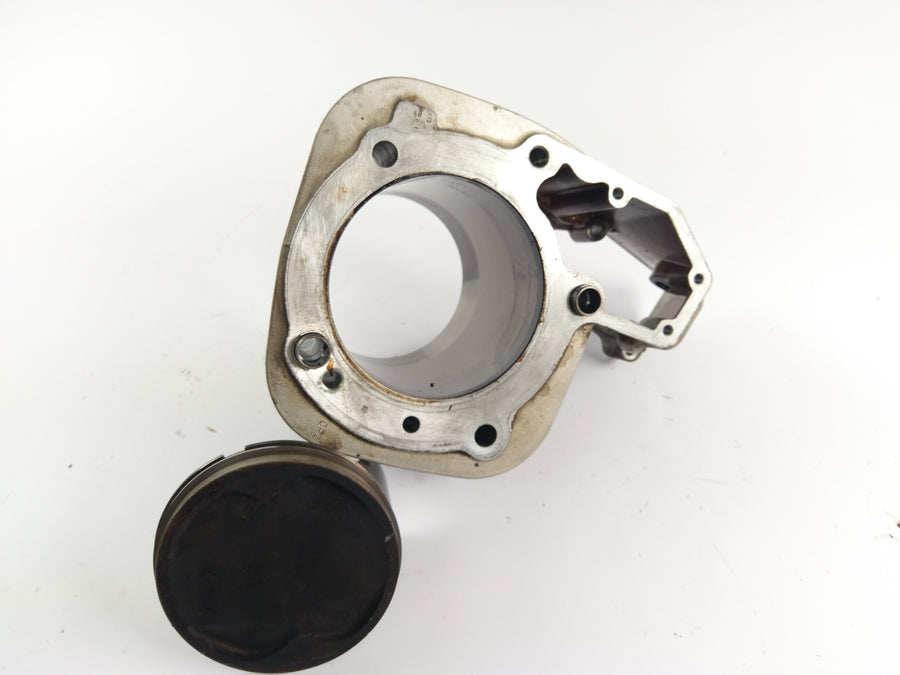 BMW R 1100 GS 259 ​​[1994] - Sylinder med stempel