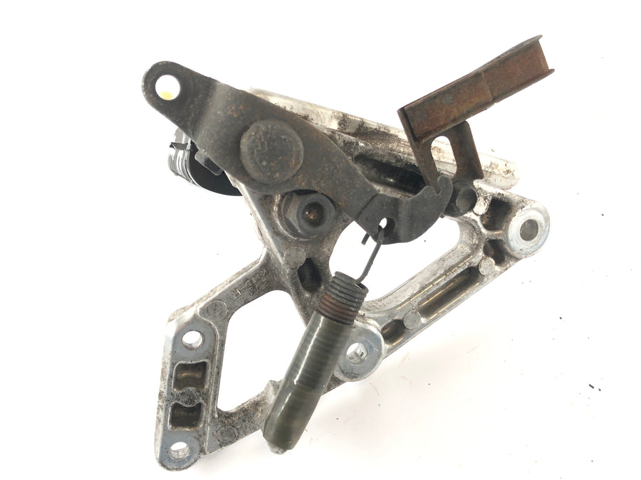 Honda NS 400 R NC19 [1985] - Fotstøtte førerens fotstøtte rett med bremsepedal