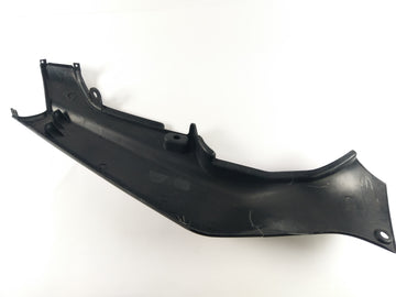 Suzuki GSX -R 750W GR7BA - CLADING SIDE DEL BØTTE VENSTRE MED CRACK - 0