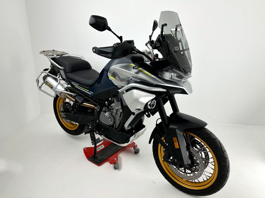 CF Moto 800 MT Sport [2022-2026] - Standard frontrute - visning 11