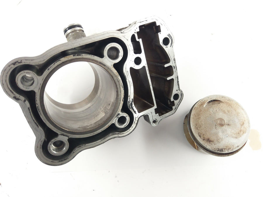 Honda Africa Twin XRV 650 RD03 [1989] - Sylinder med stempel
