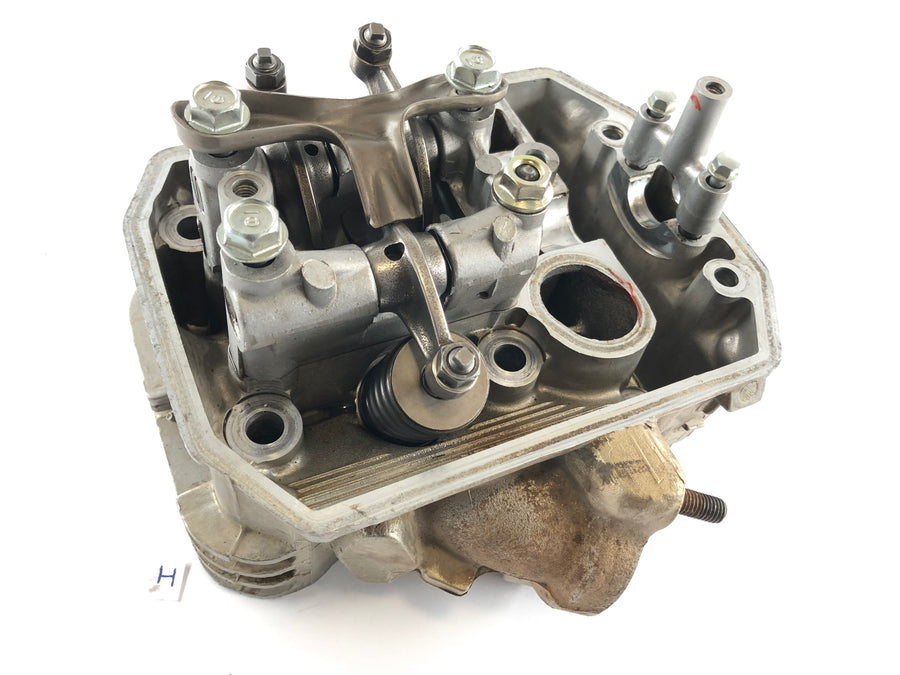 Honda Africa Twin XRV 750 RD07 [1993] - Sylinderhode på baksiden av sylinderen